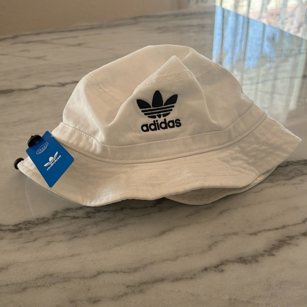 White Adidas bucket hat